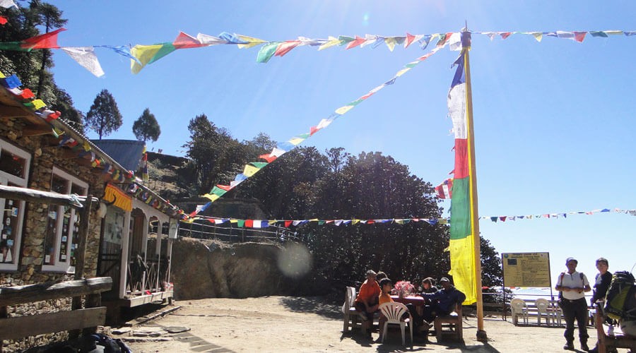 family trek in nepal